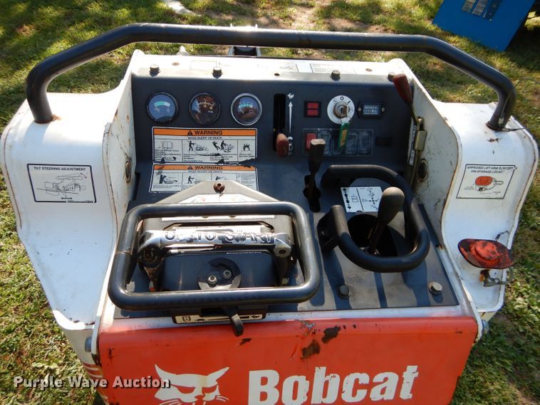 image for item DS6277 2012 Bobcat T55  compact utility loader