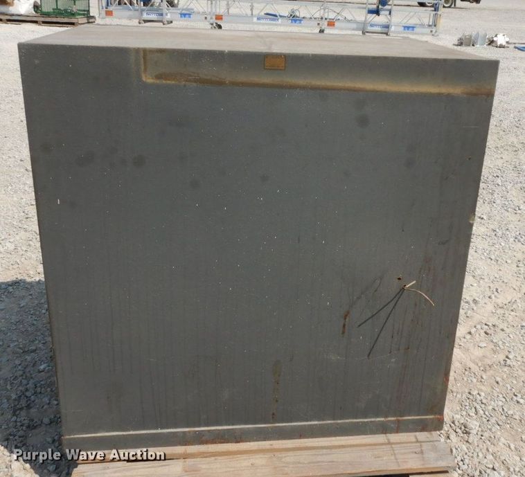 image for item HF9371 Mosler  safe