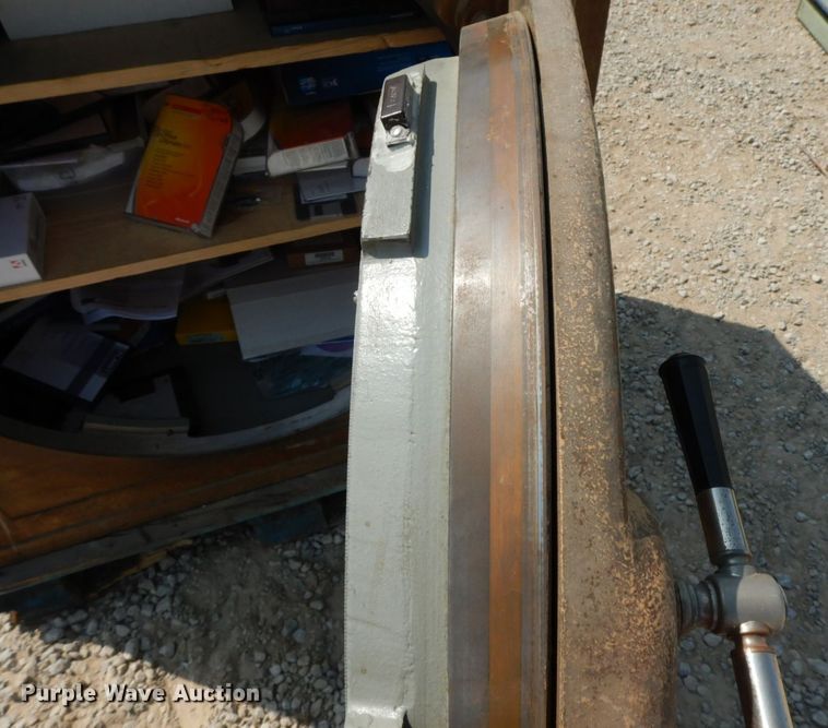 image for item HF9371 Mosler  safe