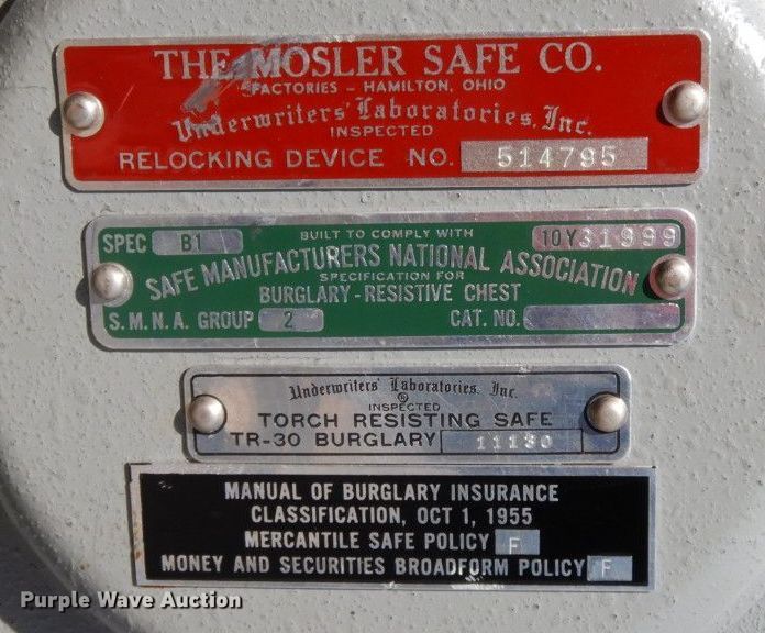 image for item HF9371 Mosler  safe