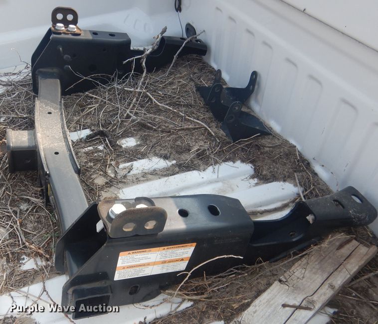 image for item HQ9516 2017 Ford F350  pickup truck bed