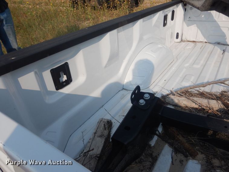 image for item HQ9516 2017 Ford F350  pickup truck bed