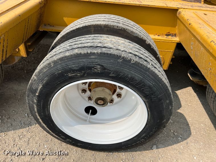 image for item IA9163 1997 Load King  lowboy equipment trailer