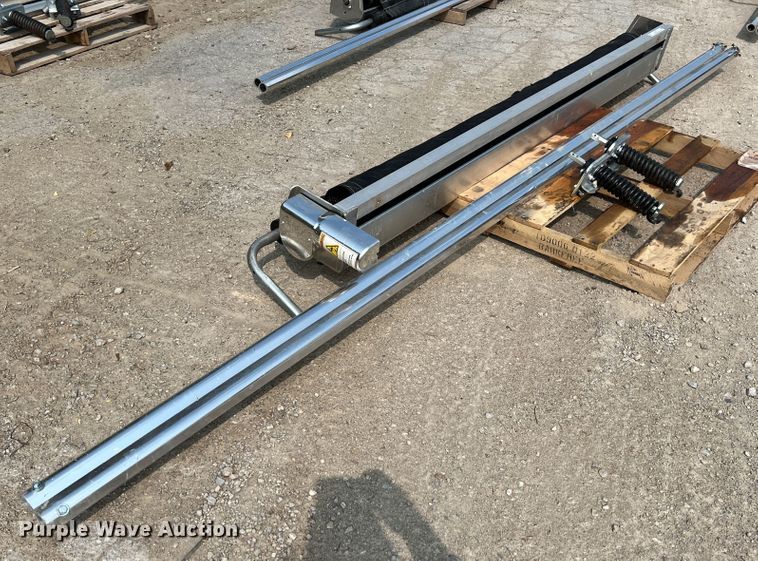 image for item IA9171 Mountain Tarp Pioneer  roll tarp