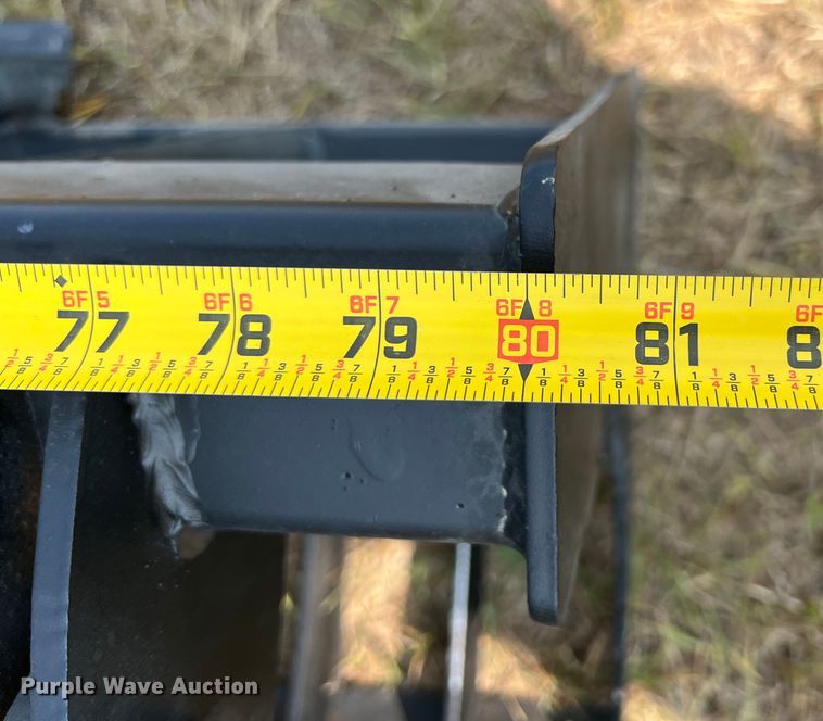 image for item IA9176 80" W skid steer rock grapple bucket