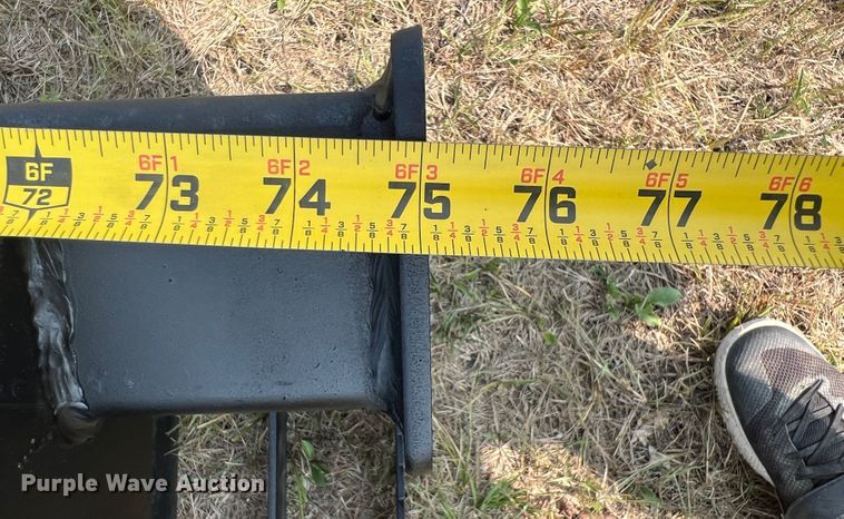 image for item IA9177 74" W skid steer rock grapple bucket