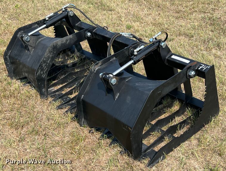 74" W skid steer rock grapple bucket in Yates Center, KS Item IA9178