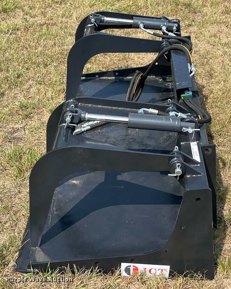 image for item IA9179 72" W skid steer grapple bucket