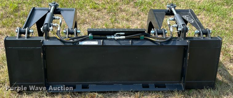 image for item IA9180 72" W skid steer grapple bucket