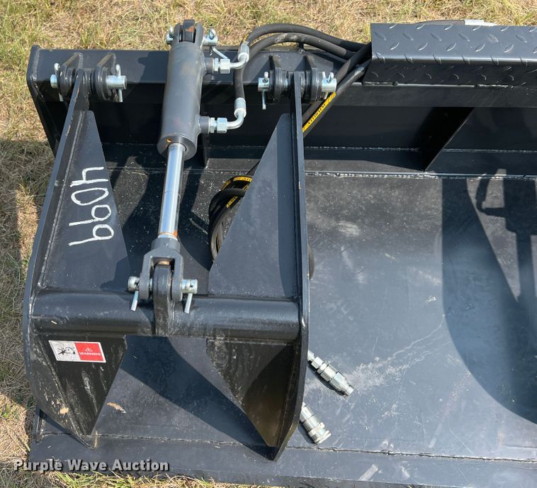 image for item IA9180 72" W skid steer grapple bucket