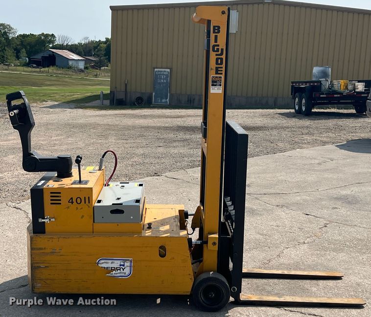 image for item IA9181 Big Joe PDC-20-130  forklift