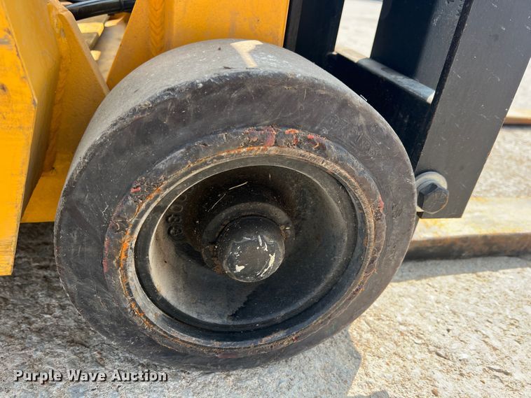 image for item IA9181 Big Joe PDC-20-130  forklift