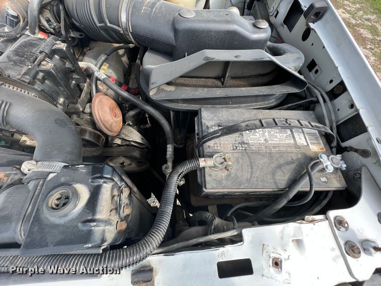 image for item IA9199 1995 Ford F450 Super Duty  utility / service truck