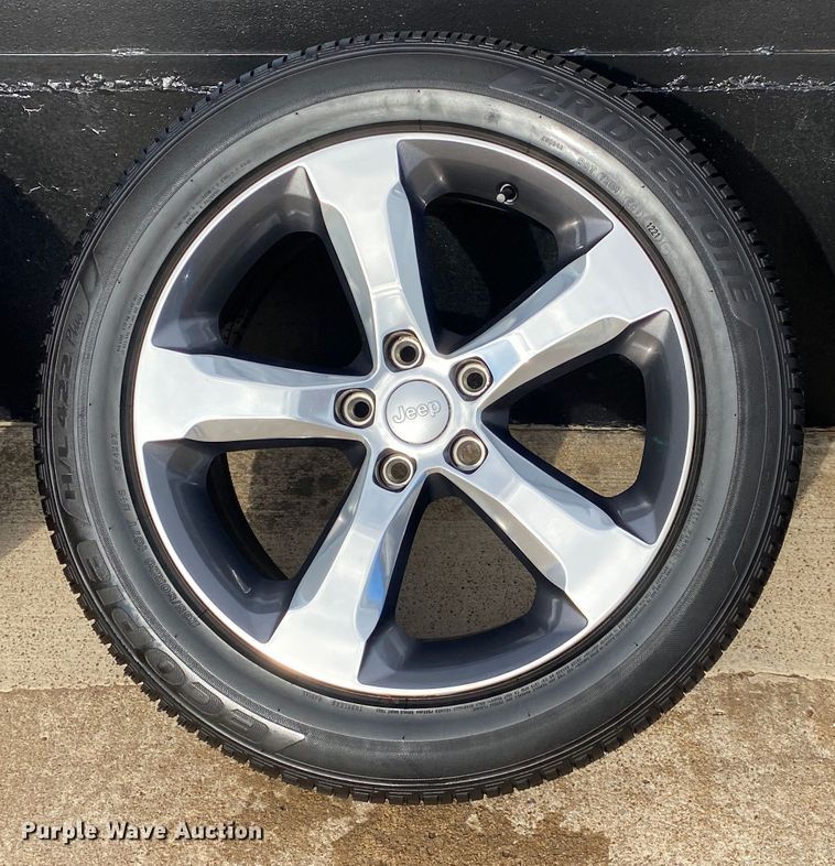 image for item IG9782 (4) Bridgestone 265/50R20 tires and wheels