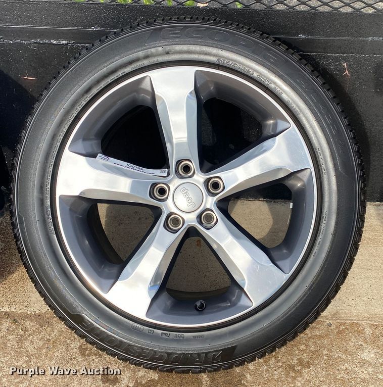 image for item IG9782 (4) Bridgestone 265/50R20 tires and wheels