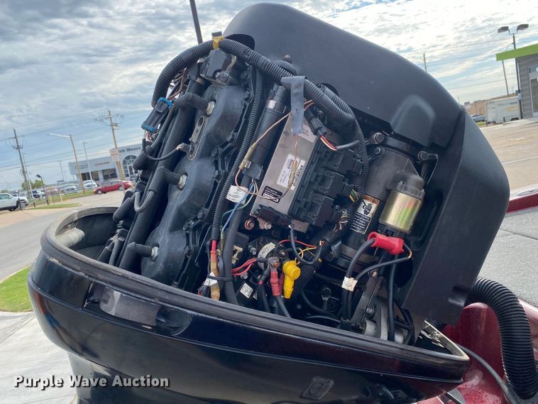 image for item IG9783 2004 Triton TR-21X  boat