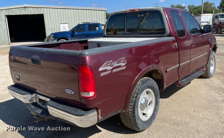 image for item JF9035 1997 Ford F150  SuperCab pickup truck