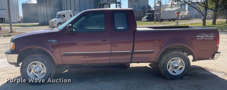 image for item JF9035 1997 Ford F150  SuperCab pickup truck