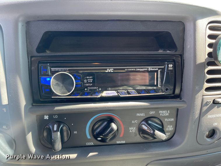 image for item JF9035 1997 Ford F150  SuperCab pickup truck