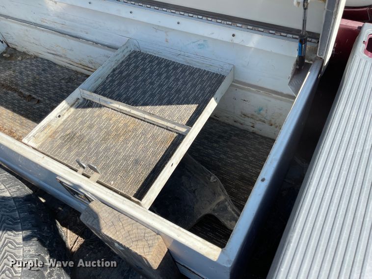 image for item JF9035 1997 Ford F150  SuperCab pickup truck