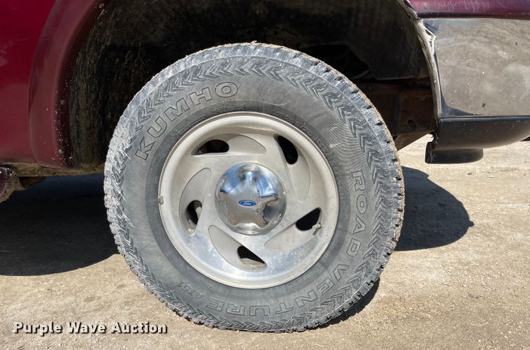 image for item JF9035 1997 Ford F150  SuperCab pickup truck