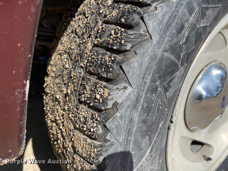 image for item JF9035 1997 Ford F150  SuperCab pickup truck