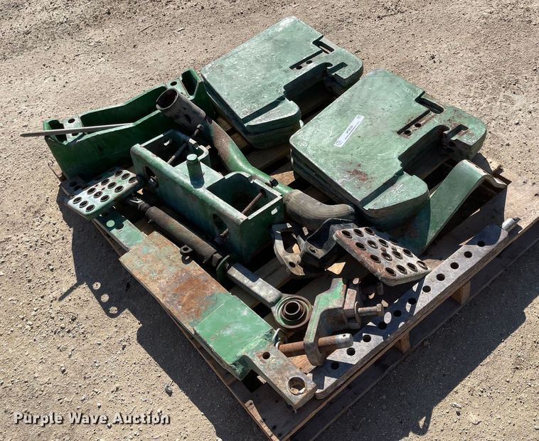 image for item JF9039 Tractor parts