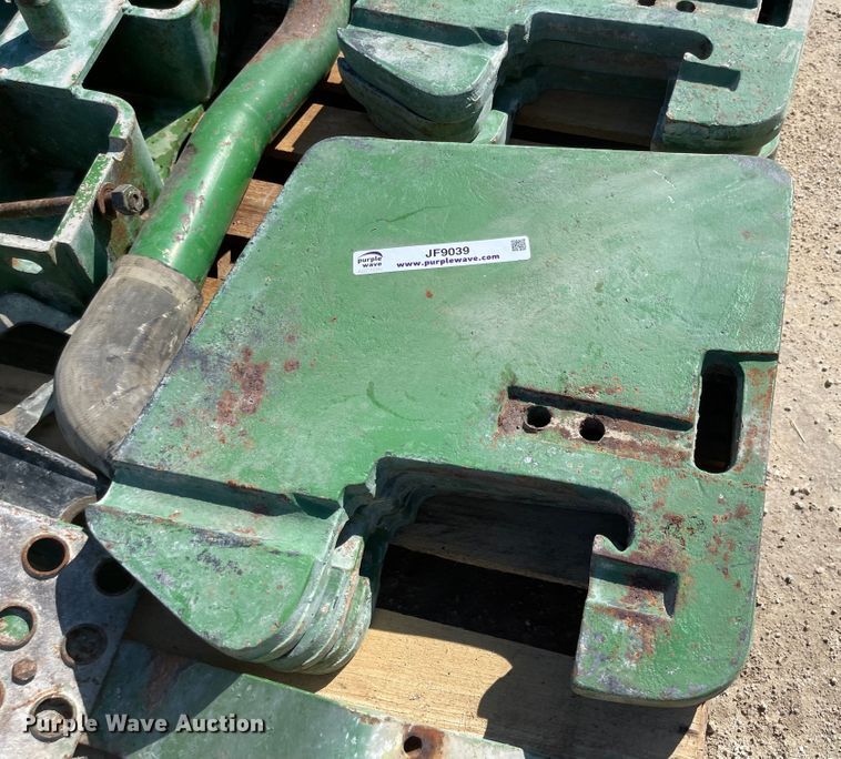 image for item JF9039 Tractor parts