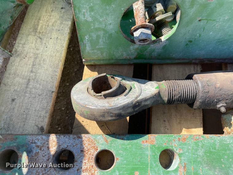 image for item JF9039 Tractor parts