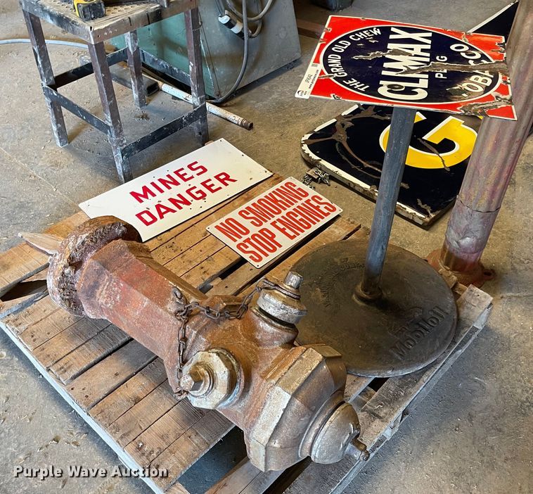 image for item JF9042 Signs