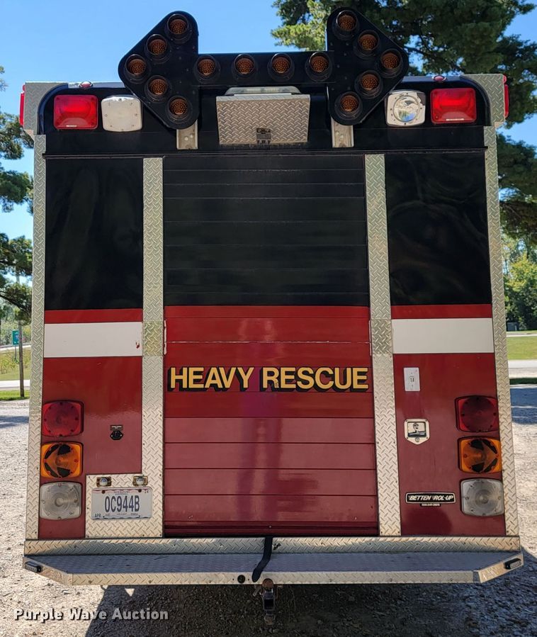 image for item JL9358 1982 International 1954  rescue vehicle