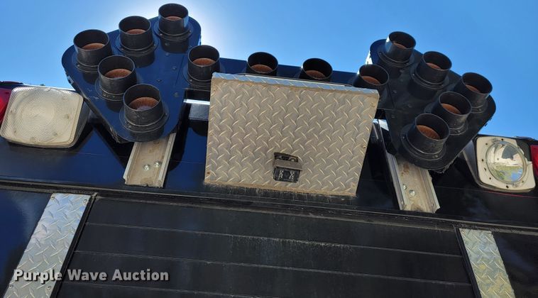 image for item JL9358 1982 International 1954  rescue vehicle