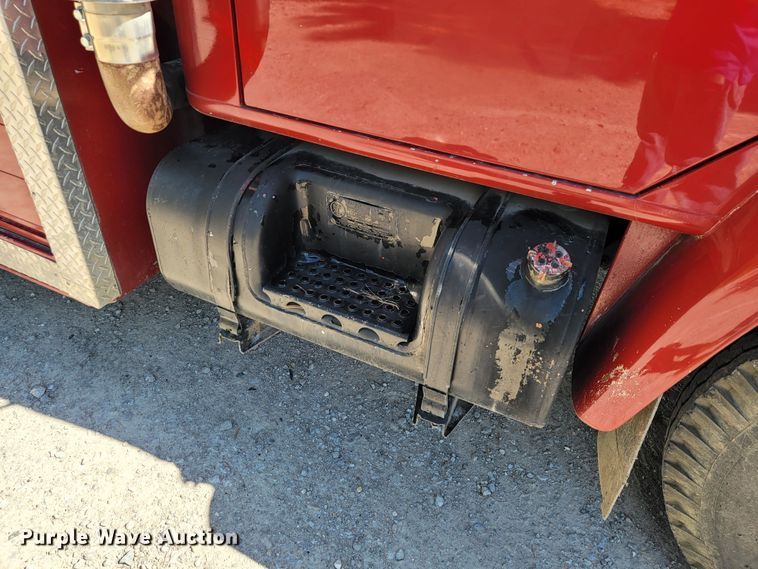 image for item JL9358 1982 International 1954  rescue vehicle