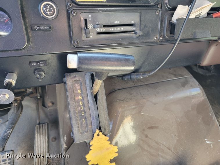 image for item JL9358 1982 International 1954  rescue vehicle