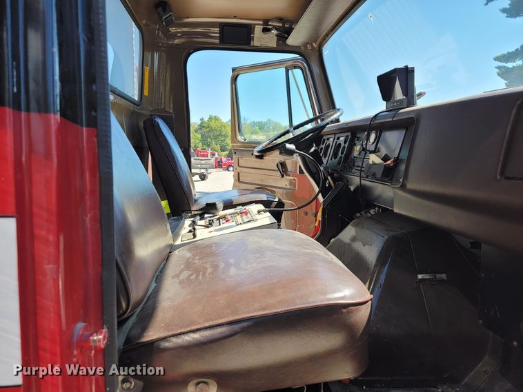 image for item JL9358 1982 International 1954  rescue vehicle