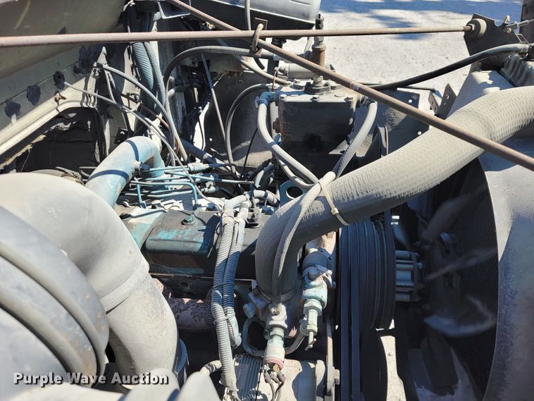 image for item JL9358 1982 International 1954  rescue vehicle