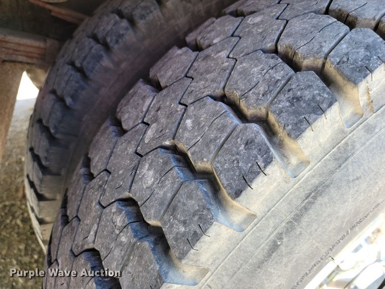 image for item JL9358 1982 International 1954  rescue vehicle