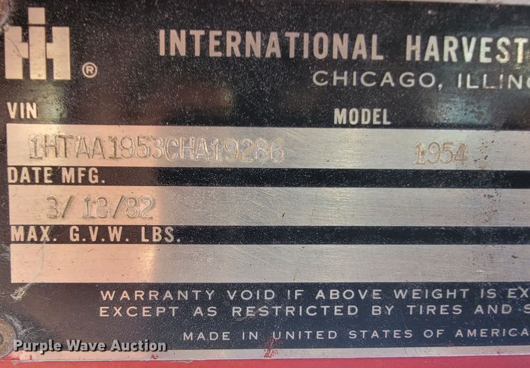 image for item JL9358 1982 International 1954  rescue vehicle