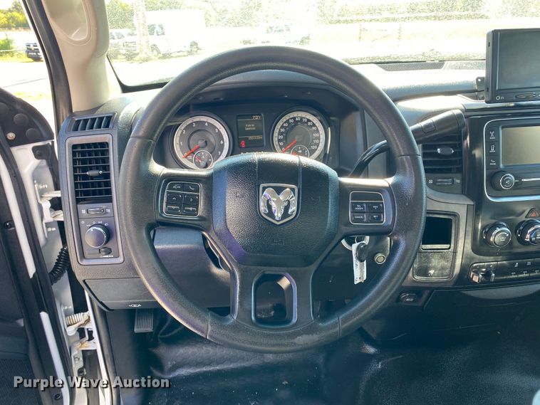 image for item JW9402 2013 Dodge Ram 3500HD  box truck