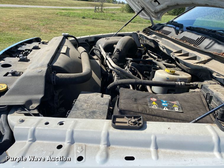 image for item JW9402 2013 Dodge Ram 3500HD  box truck