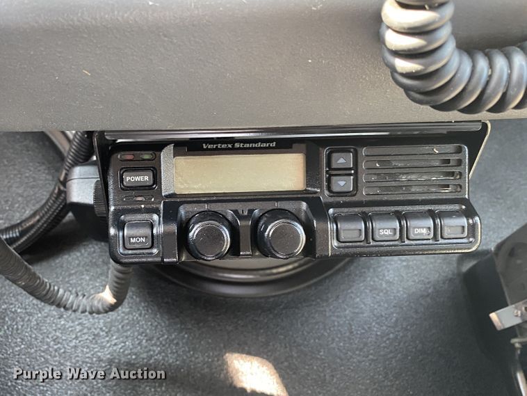 image for item JW9423 2011 Ford E450 Super Duty  delivery van