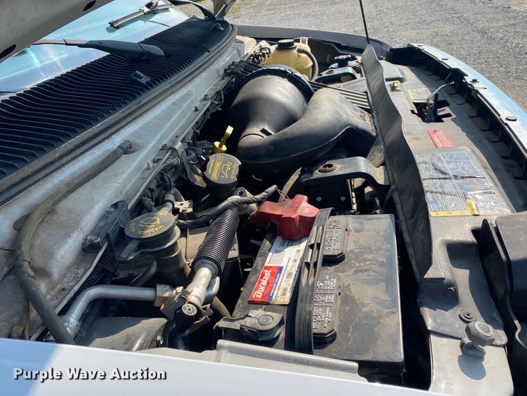 image for item JW9423 2011 Ford E450 Super Duty  delivery van