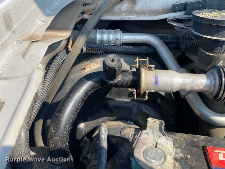 image for item JW9423 2011 Ford E450 Super Duty  delivery van