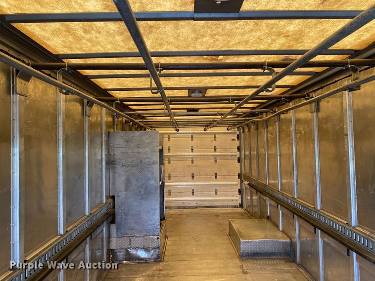 image for item JW9427 2008 Freightliner MT55  delivery truck