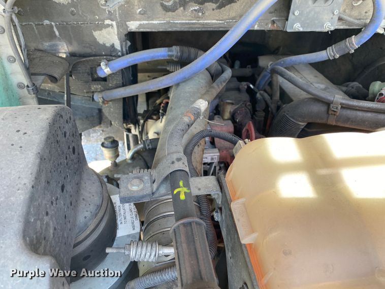 image for item JW9427 2008 Freightliner MT55  delivery truck