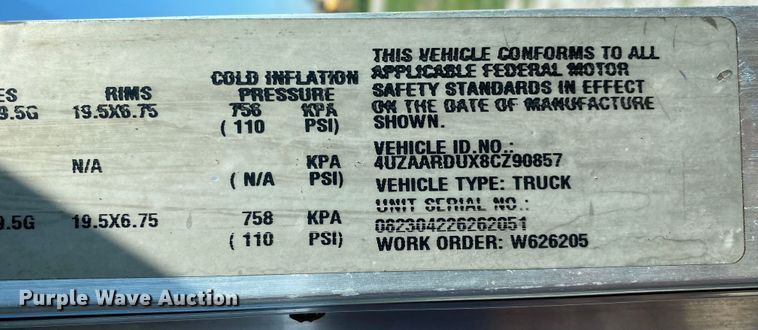 image for item JW9427 2008 Freightliner MT55  delivery truck