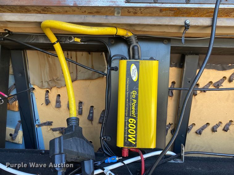 image for item JW9432 2008 GMC C5500  party bus