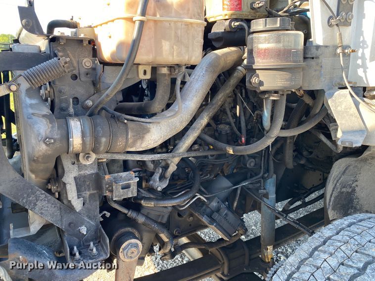 image for item JW9432 2008 GMC C5500  party bus