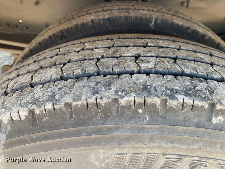 image for item JW9432 2008 GMC C5500  party bus