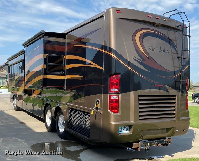 image for item JW9497 2009 Freightliner XC-R Mandalay  RV